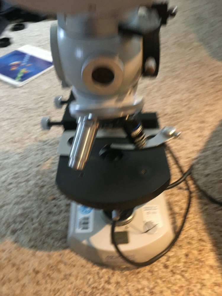 Stereo Carl Zeiss Fluorescence microscope part not working