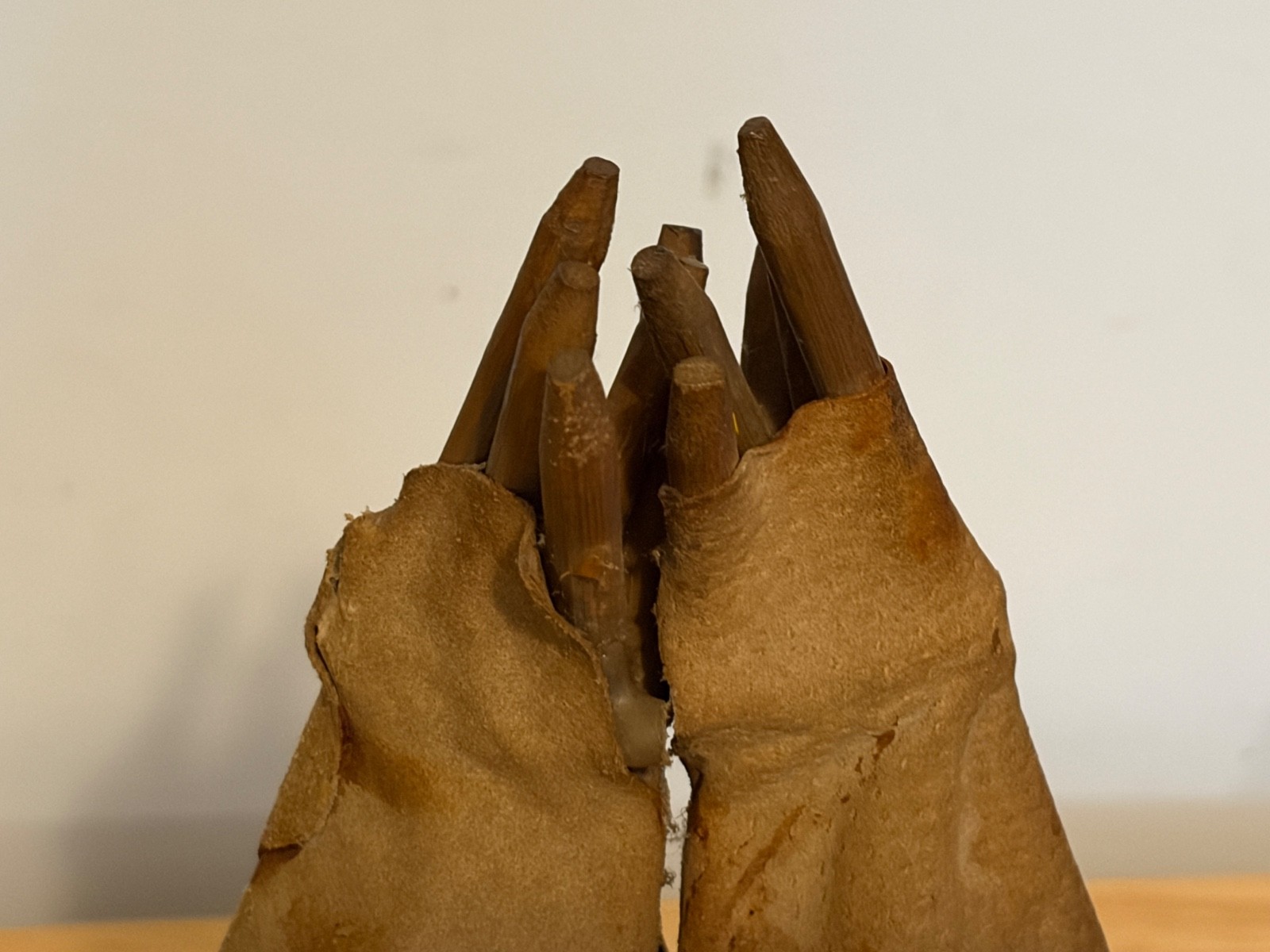 Native American Family w/ Chief Teepee Opens Cooking Working Hinged 16"x 9" NICE