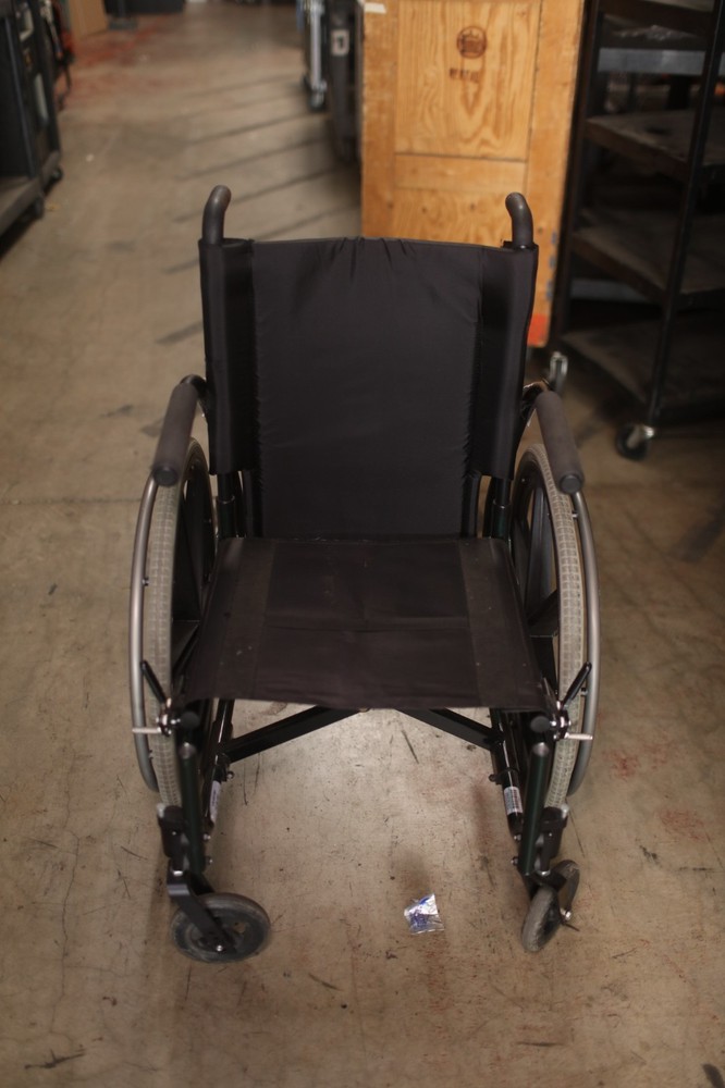 Quickie LX Manual Wheelchair
