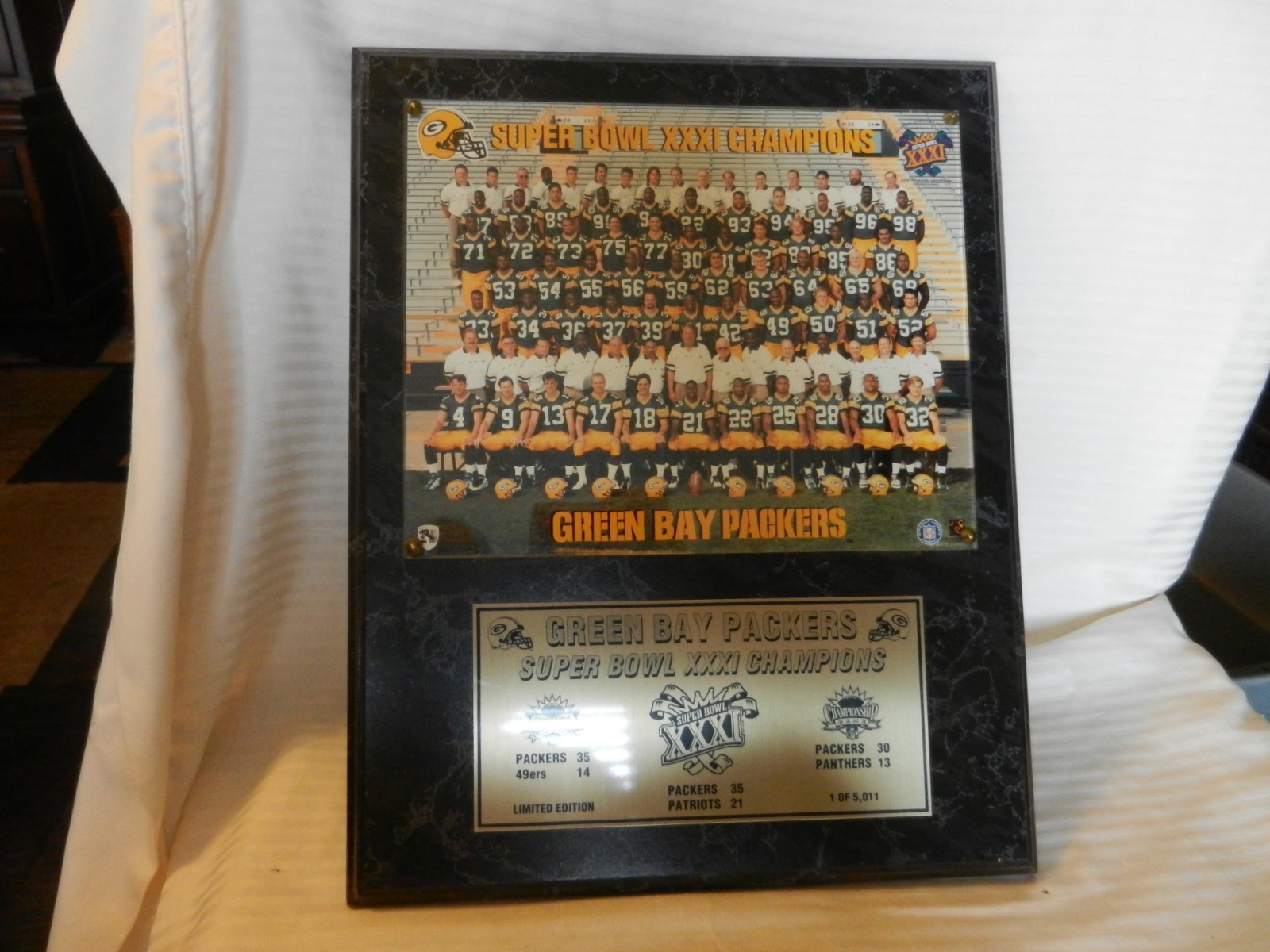 Green Bay Packers 1996 Super Bowl XXXI Champions NFL Photo Plaque on Wood LE