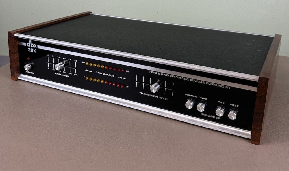DBX 2BX TWO BAND DYNAMIC RANGE EXPANDER