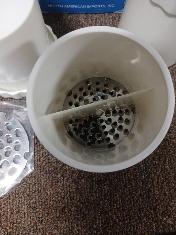 Easy Hand Multi Grater New Unused, Open Box Complete unused