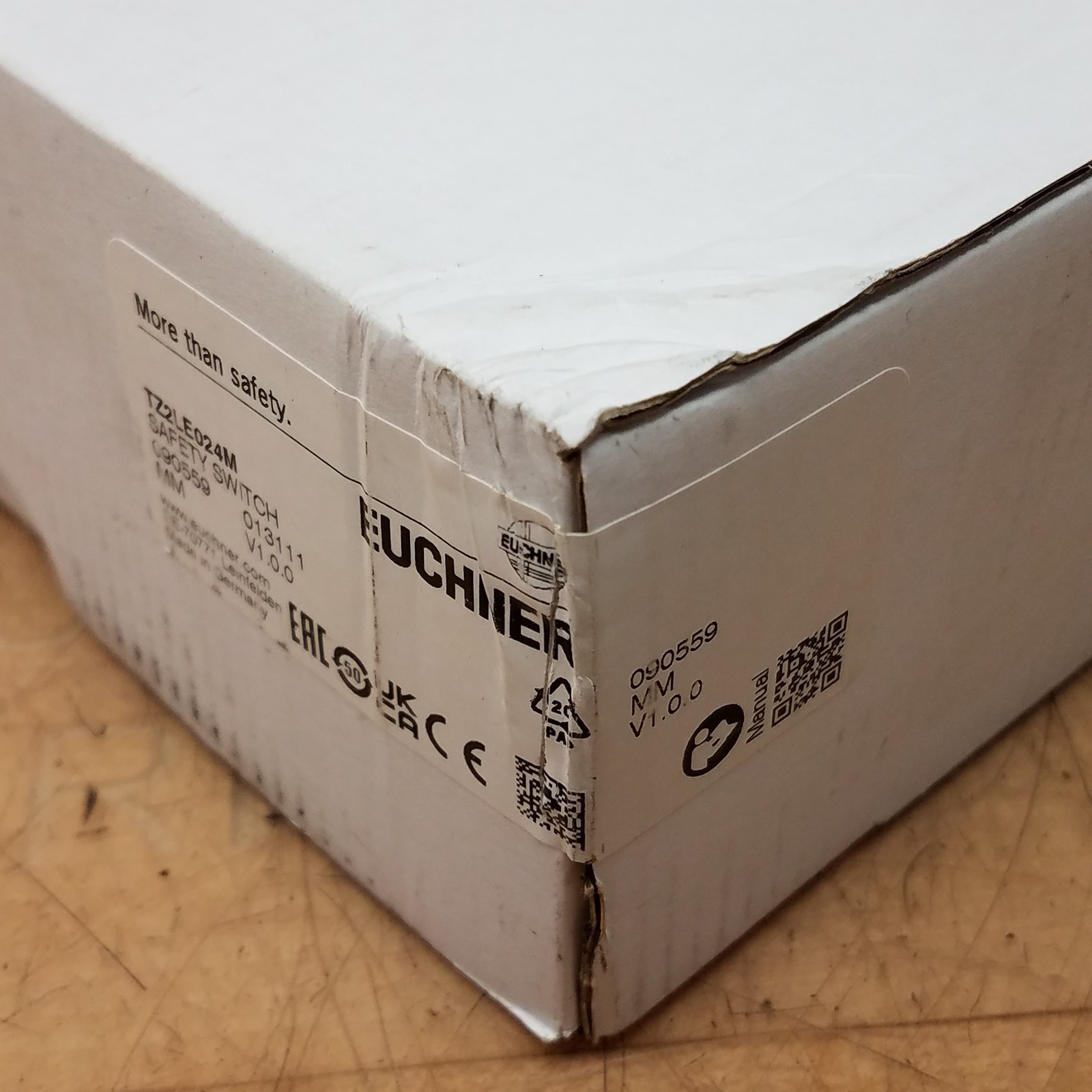 Euchner TZ2LE024M Safety Switch, 24VAC/DC - NEW