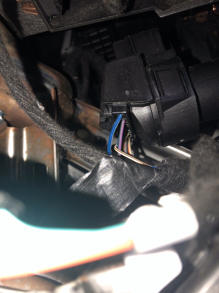 2011 - 2015 FORD EXPLORER PLUG AND PLAY REMOTE START USES OEM REMOTE TO START