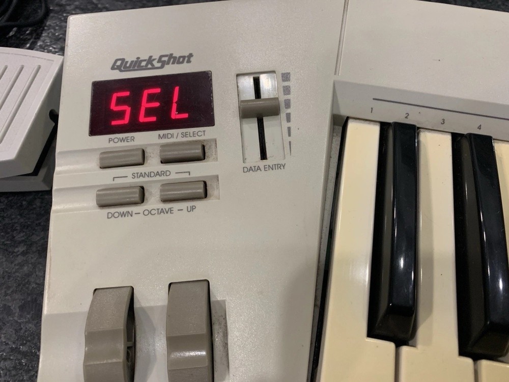 Quickshot MIDI Composer Keyboard Controller Computer Music Vintage