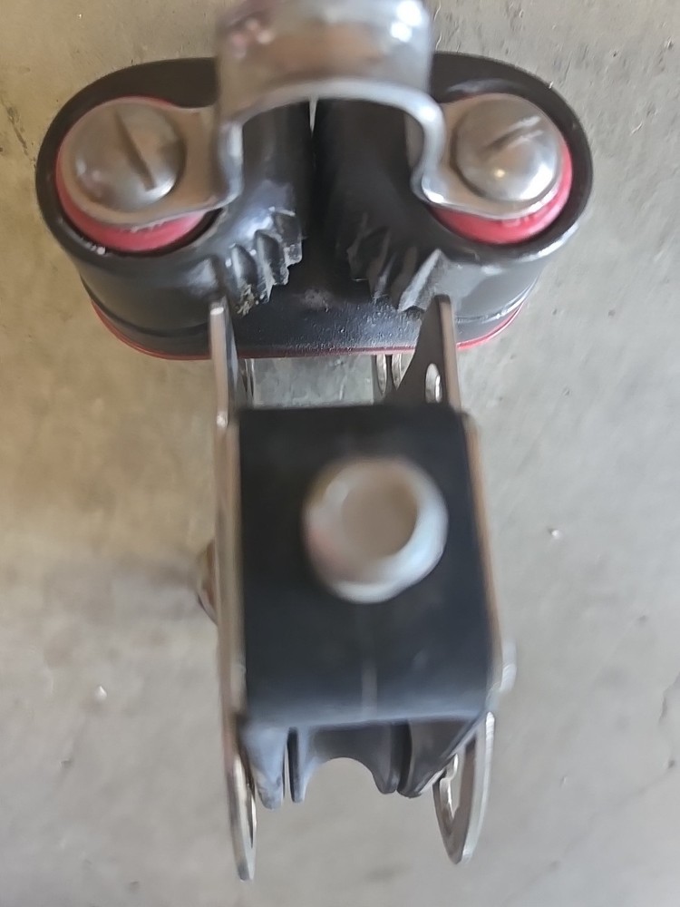Harken Single Sheave Fiddle Block