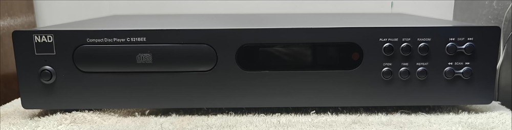 **NAD C521BEE Compact Disc CD Player **