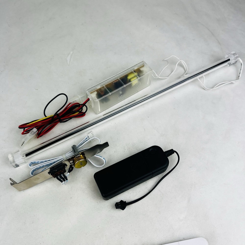 LOGISYS Computer Deluxe Sound Activated CCFL Kit