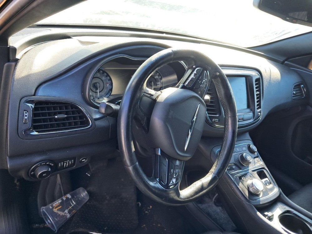200 2015 Glove Box 4866432
