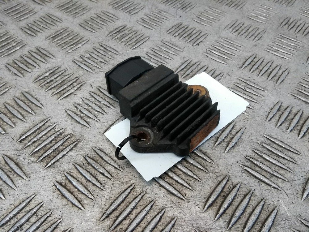 1998 HONDA CBR 400 NC23  RECTIFIER REGULATOR