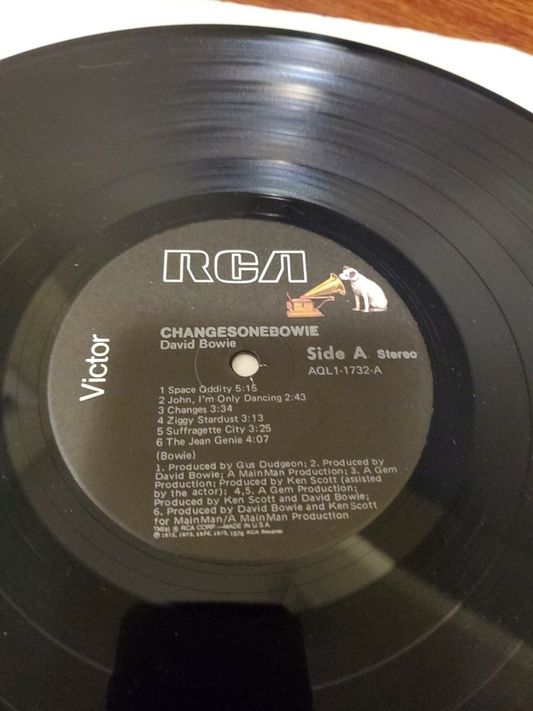 record changes one bowie 1975 RCN AQL1 1732 stereo