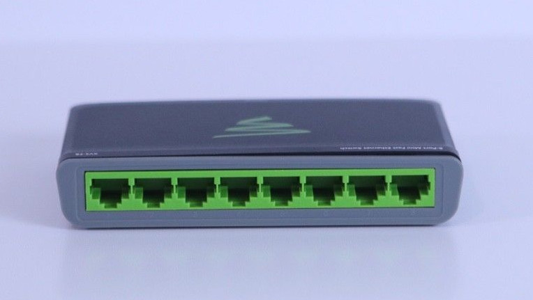 Luxul XVS-F8 8-Port Mini Fast Ethernet Switch