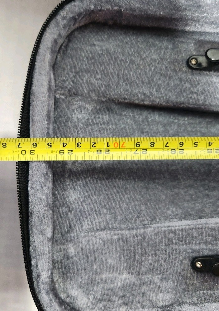 Violin/Viola Case With Backpack Straps Zippers Work Nice Shape