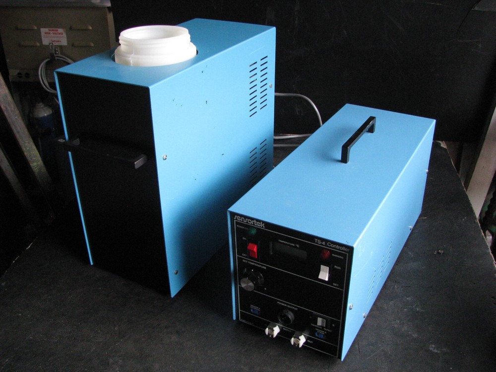 SENSORTEK PUMP/TANK & TS-4 CONTROLLER for MICROSCOPE HEATING/COOL THERMAL STAGE