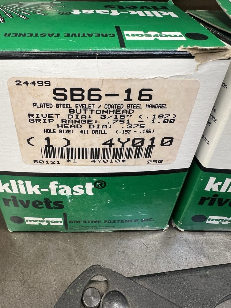 Amsco Rivet Tool With 2 Boxes 3/16 Rivets