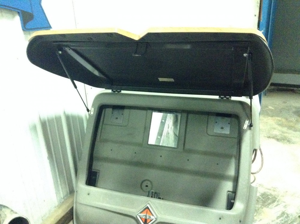 International PROSTAR Sleeper Cabinet - Used