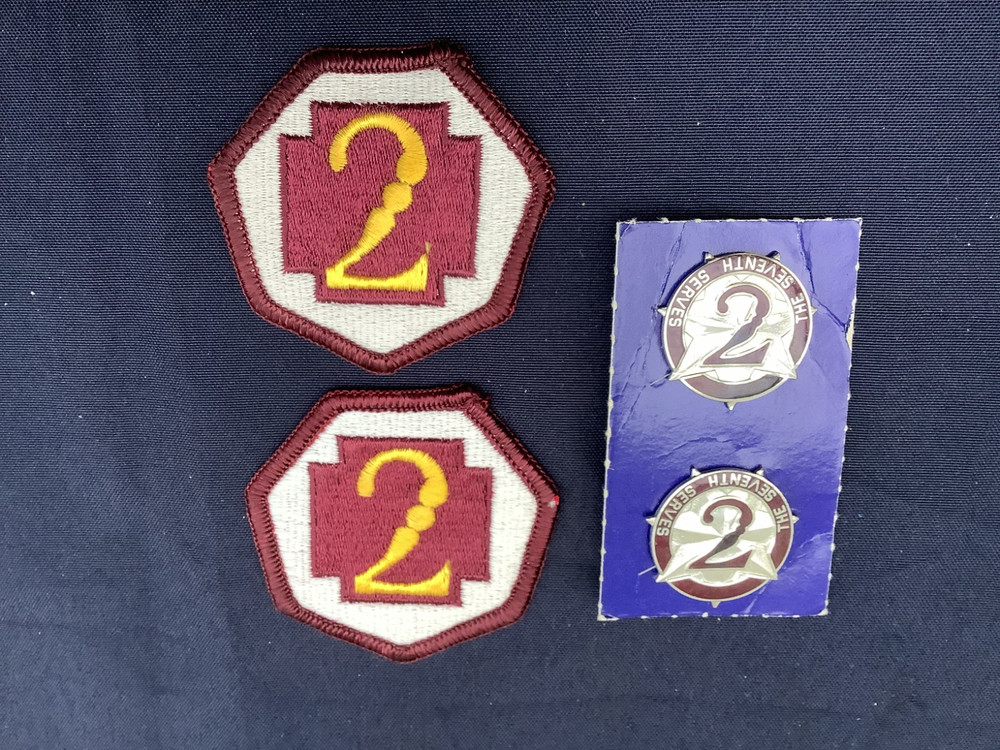 2 x 7th Medical Command Patch (Full Colour, Merrowed Edge, No Backing) +2 Badges