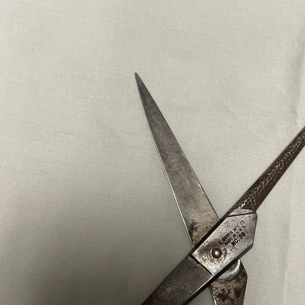 1 Red Imp, Morris Scissors