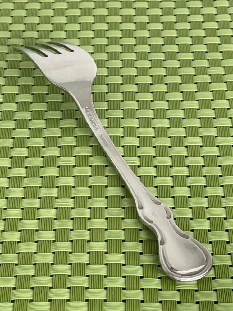 Reed & Barton MODERN PROVINCIAL Stainless Silverware Flatware SMART CHOICE