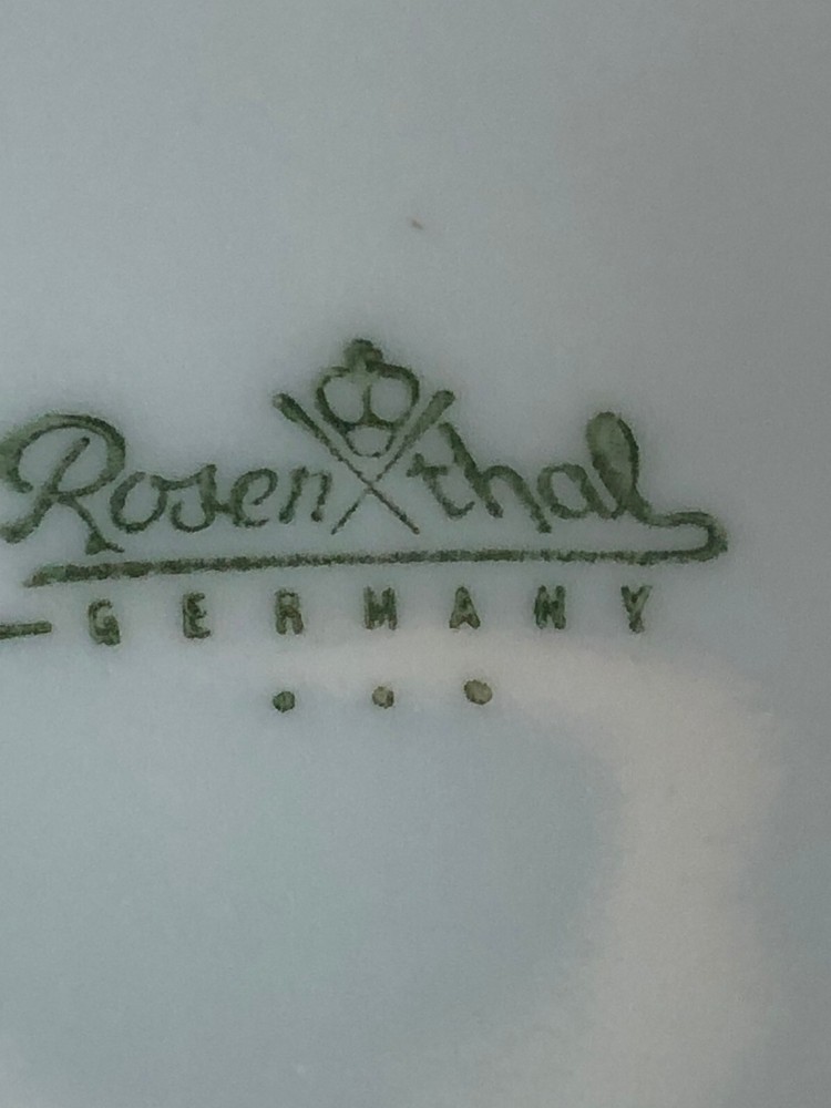 Rosenthal Germany 8" White Vase EUC MCM Fluted Bottom