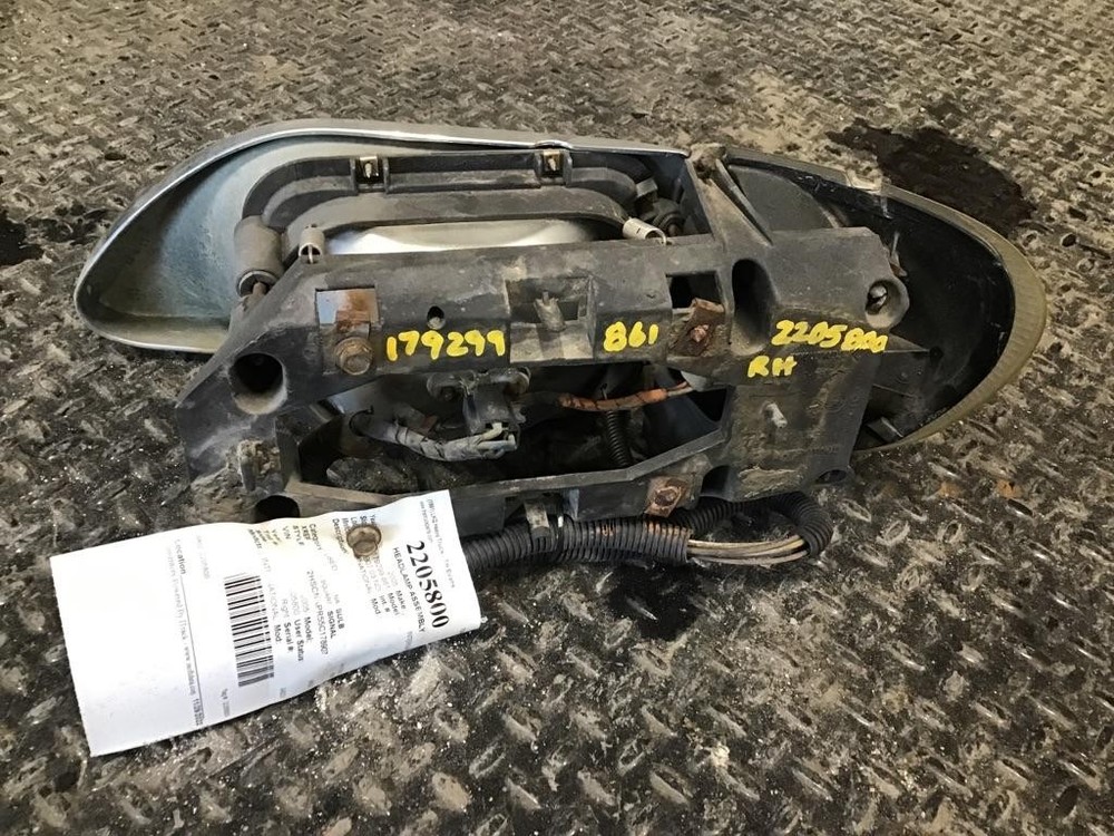 For 2005 INTERNATIONAL 9400I 2000-2005 HEADLIGHT Right , GA