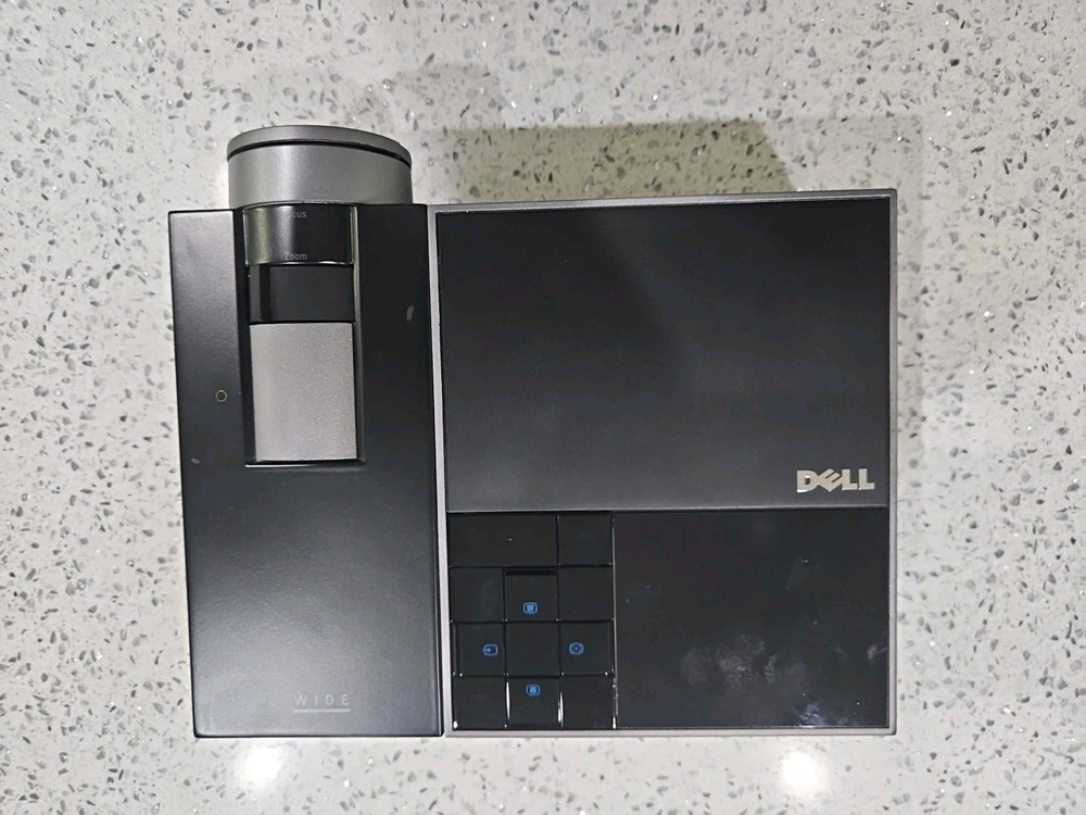 Dell M410HD Portable Projector  w/ HDMI & Power Cable & Remote