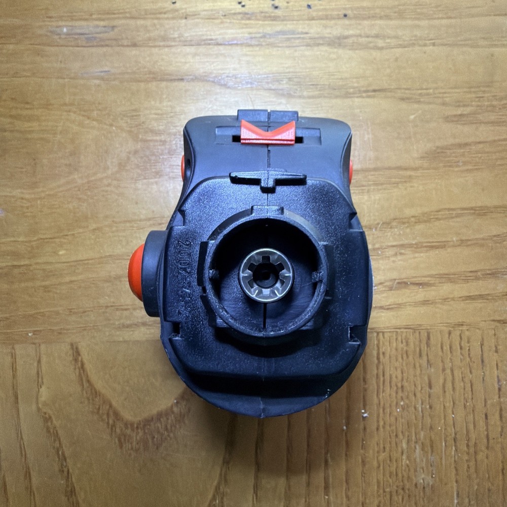 Black And Decker MT1203 Router Head Attachment