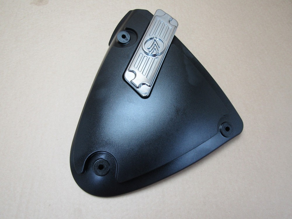 Keeway Superlight 125 2023 90 miles right side fairing panel (13086)