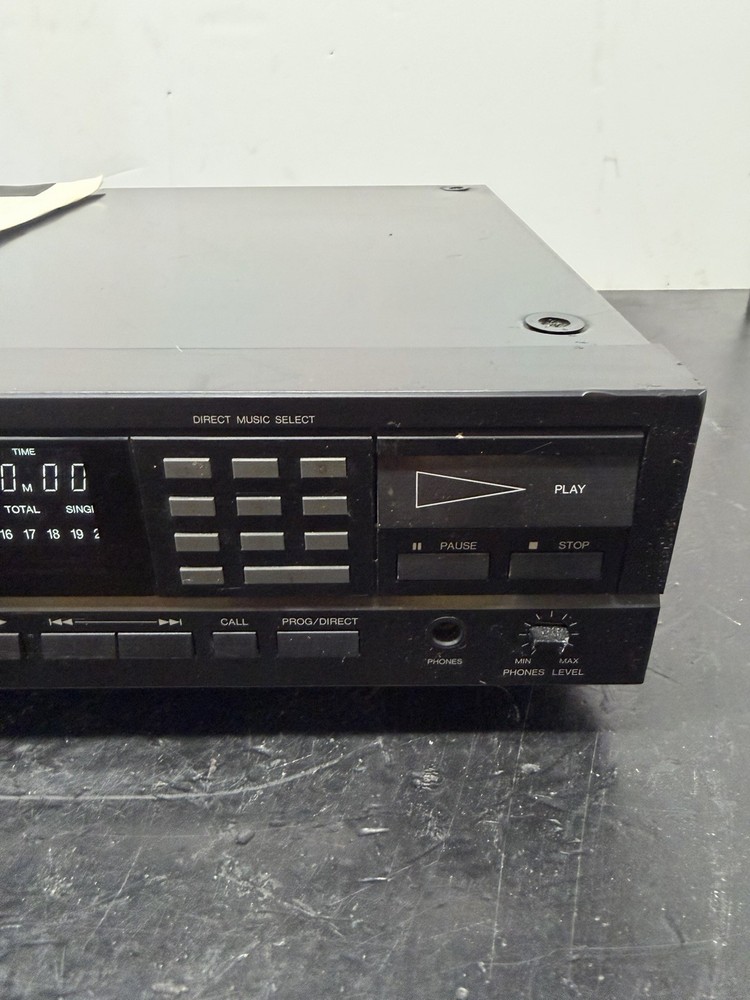 Denon DCD - 800 PCM Audio Technology / Compact Disc Player As Is For Repair