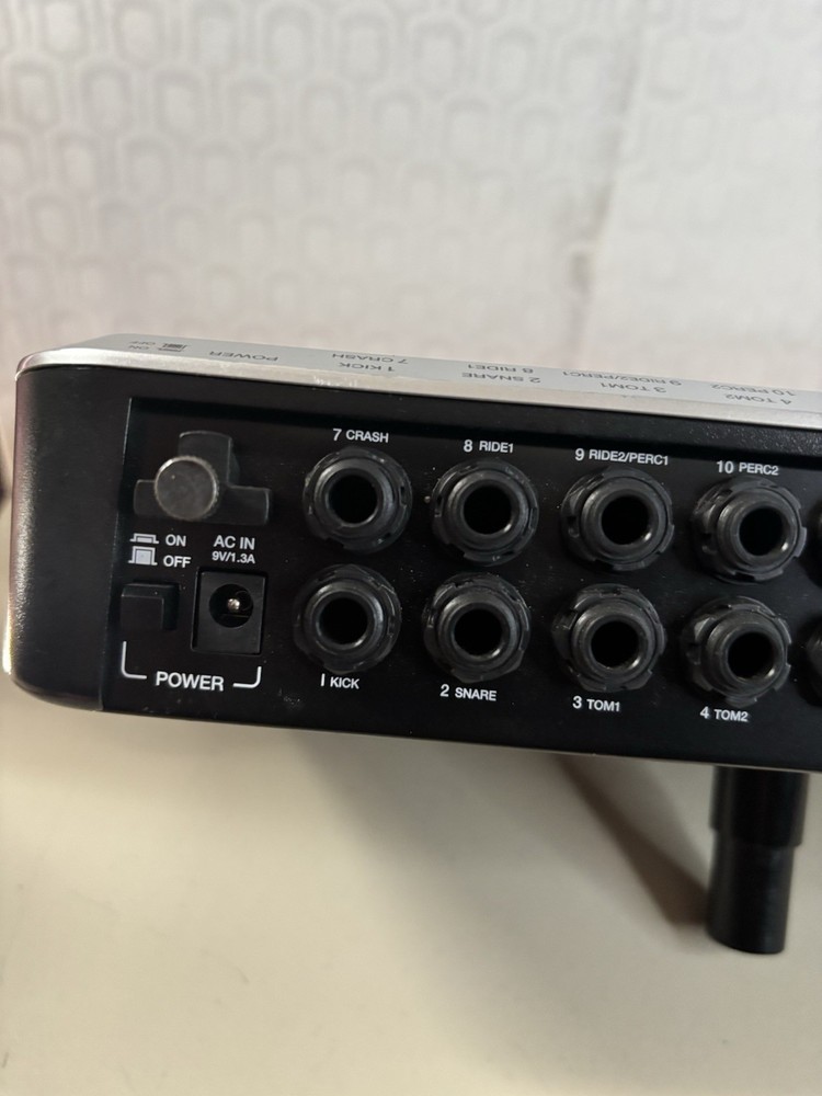 Alesis DM10 High Definition Drum Module -READ- Brain Silver