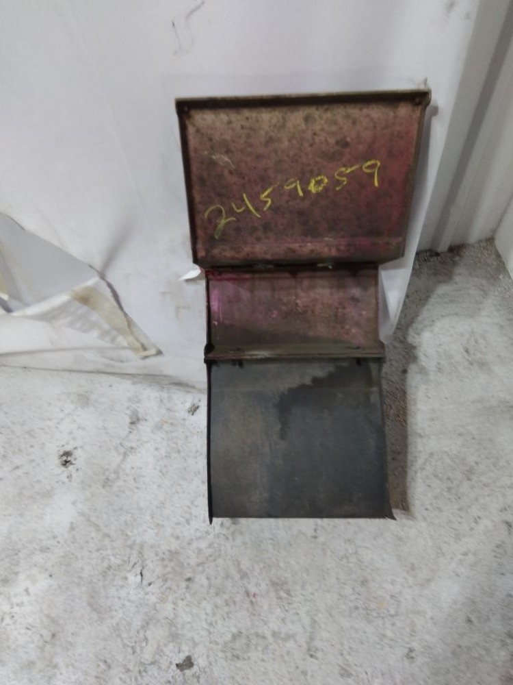 For 2000 FREIGHTLINER FLD120 SIDE FAIRING Right , CO