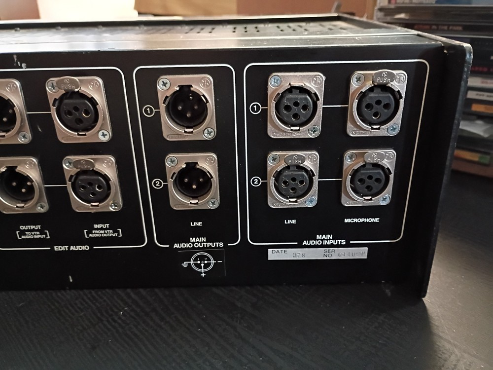 Vintage DBX 700 Studio Pro Digital Audio Processor