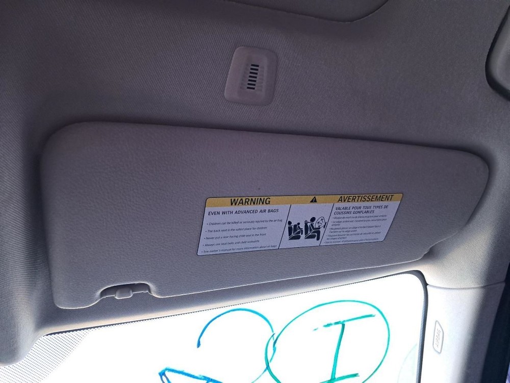 528I 2016 Glove Box 4864248