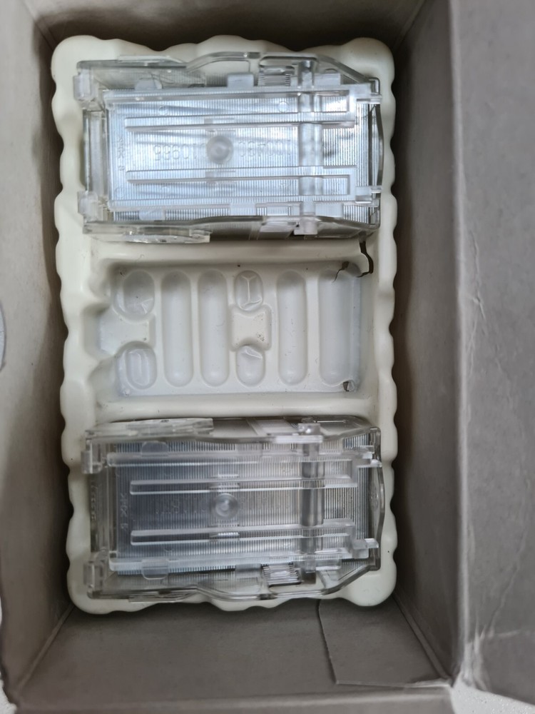 HP C5967A - Genuine HP 3-pack Staple refill - 1 Refill Missing