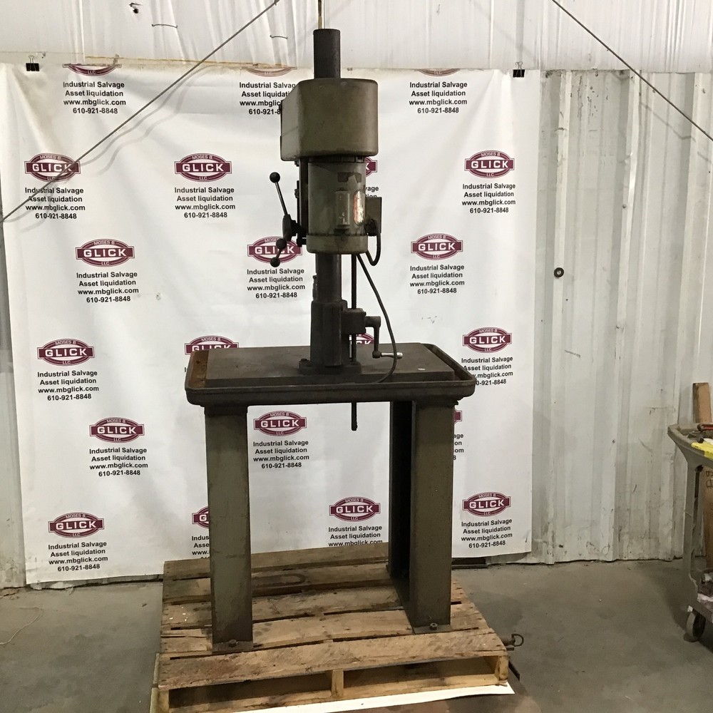 Clausing 16VT1 Variable Speed Drill Press Table with MT Quill