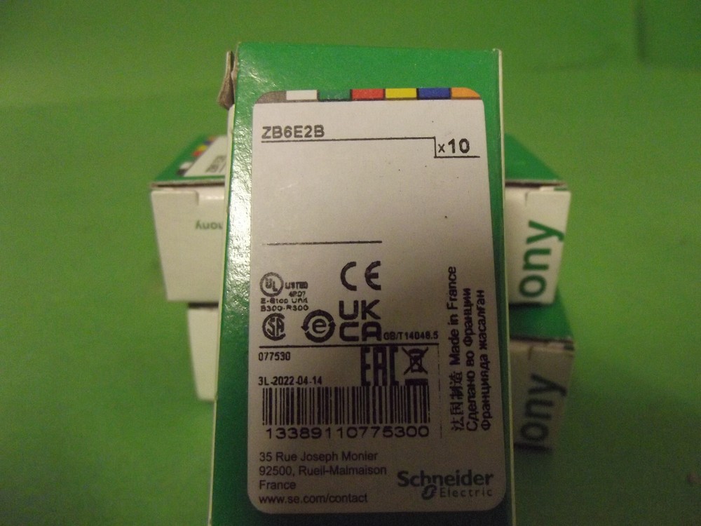 Schneider Electric ZB6 E2B 10 pcs in box .