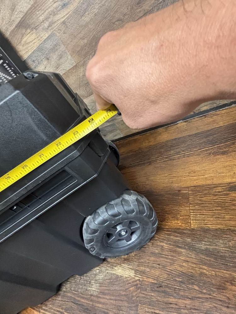 Keter Masterloader Resin Rolling Tool Box with Masterloader