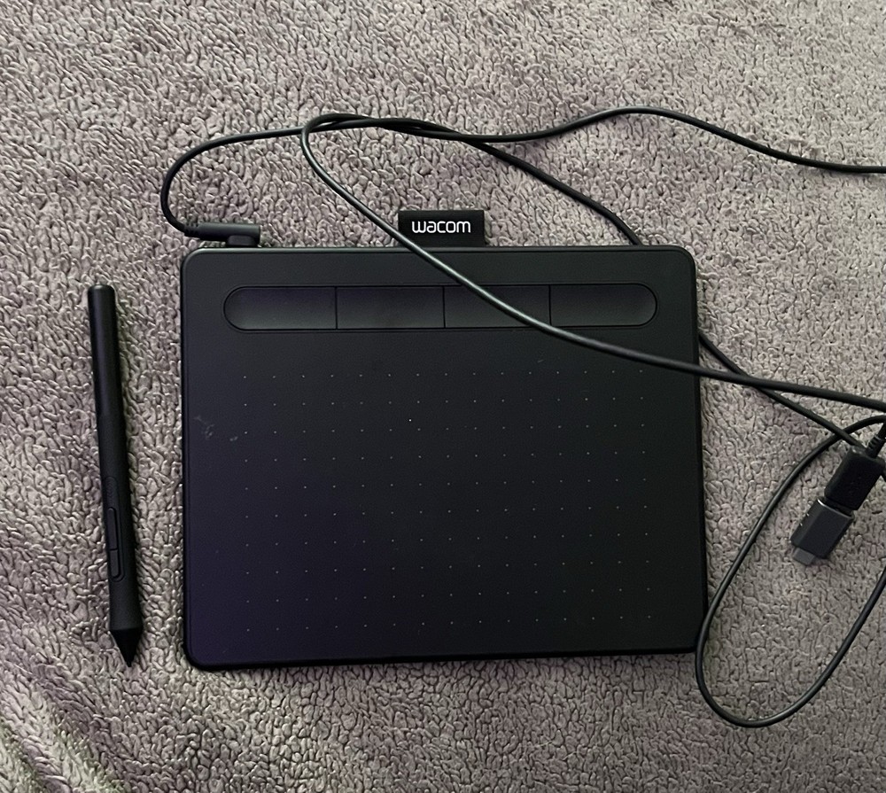 Wacom Graphics Tablet with Pen USB Connectivity