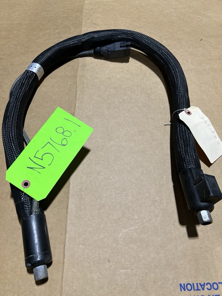 Nordson 4ft Hose PN 274791C for Hot Melt Adhesive, Rectangular plug