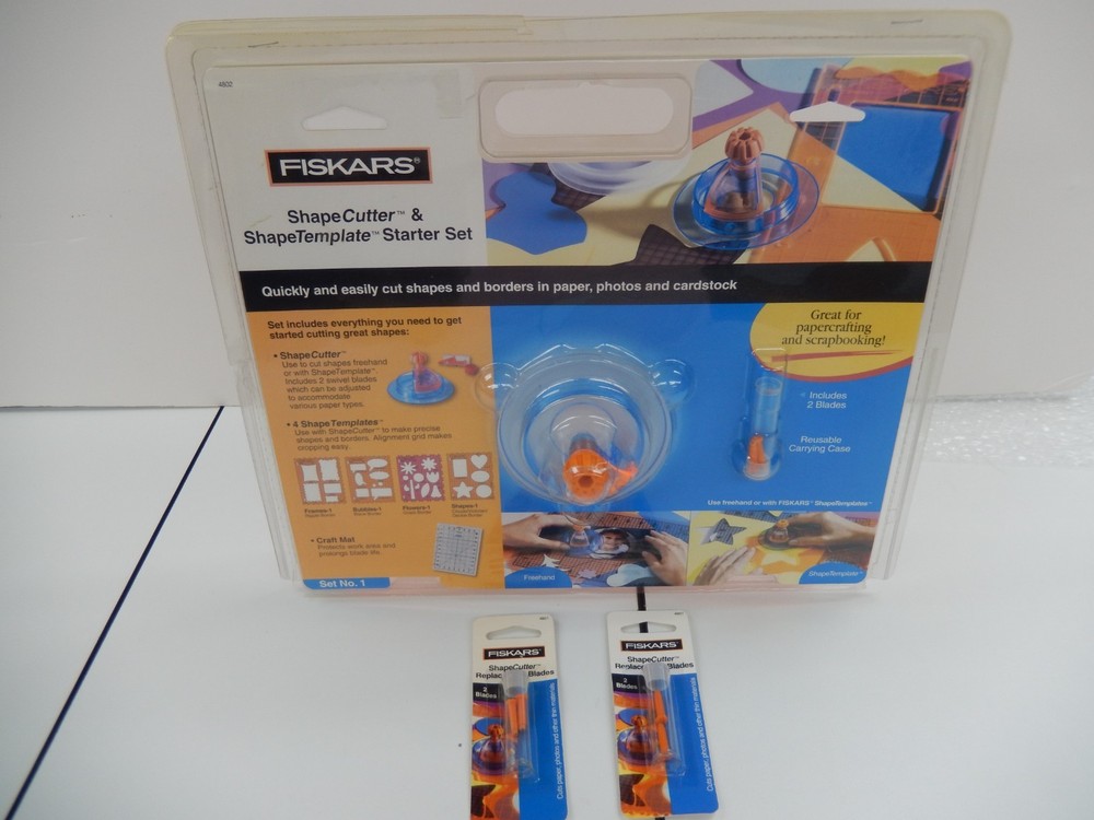 Fiskars Shape Cutter & Shape Template Starter Set + Extra Blades