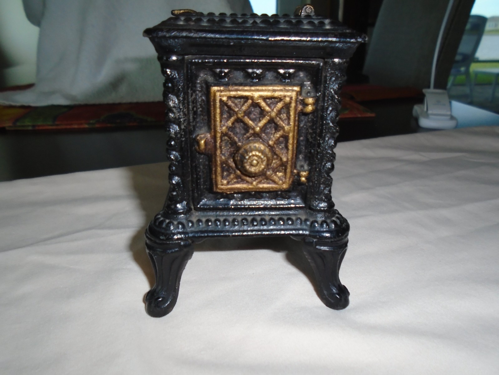 Godin Chaufette (little stove) Advertising Inkwell France ca1900