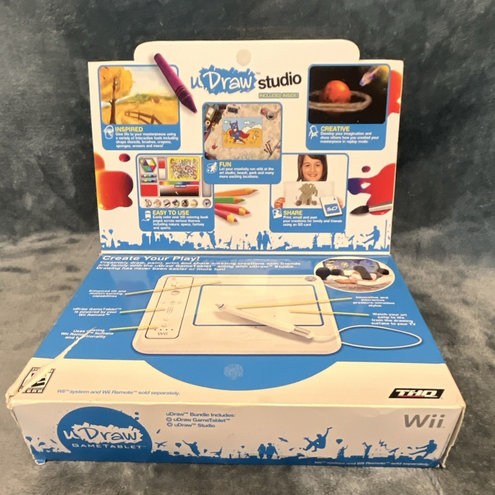 THQ uDraw GameTablet Bundle for Wii with uDraw Studio & Pictionary