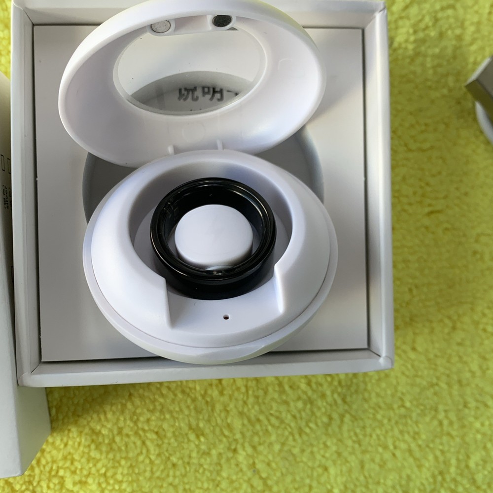 Smart Ring Size 9 Black (New in the Box)