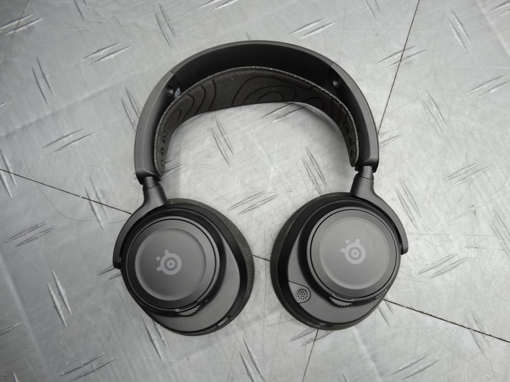 SteelSeries - Arctis Nova 7 Wireless Gaming Headset - Black
