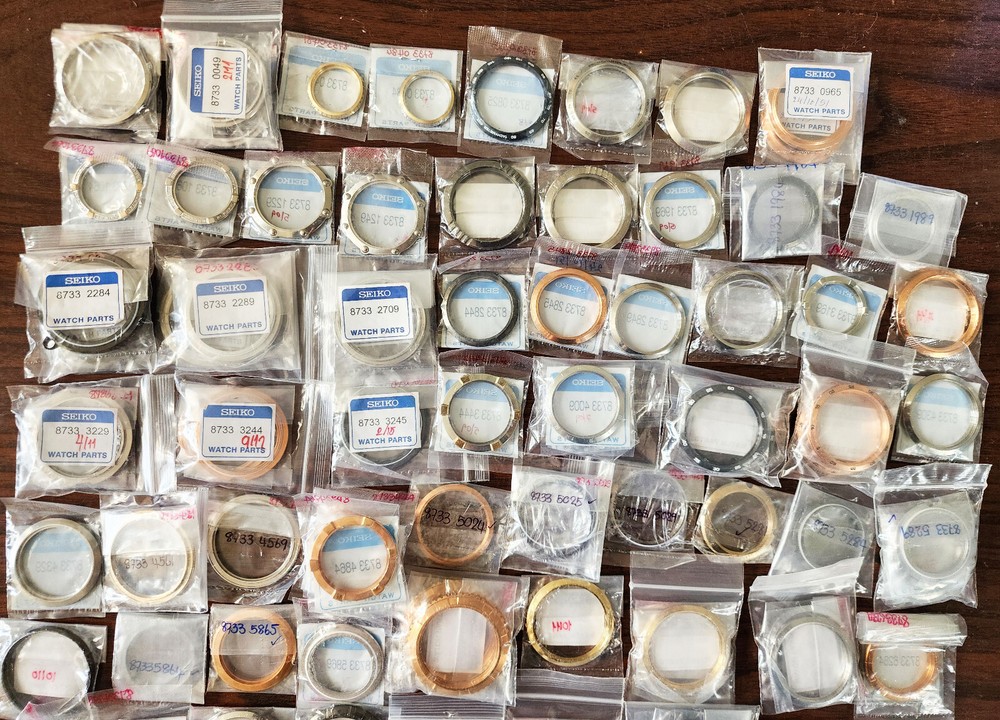 NOS ORIGINAL SEIKO BEZEL 8733 ASSORTED MODEL Drop down choose.