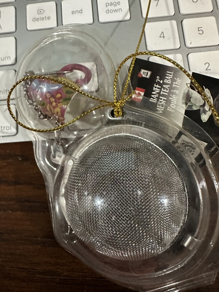 Banff Tea Steeper Mesh Infuser with teacup charm New