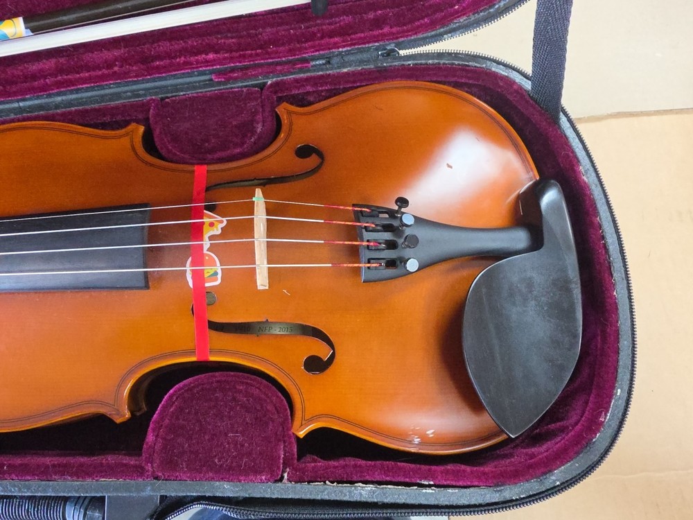 KRUTZ Series 100 Violin 4/4