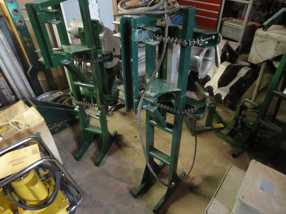 GREENLEE  Tugger Cable Puller with Stand