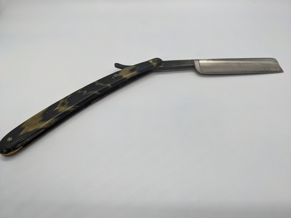 vVntage German straight razor With Box
