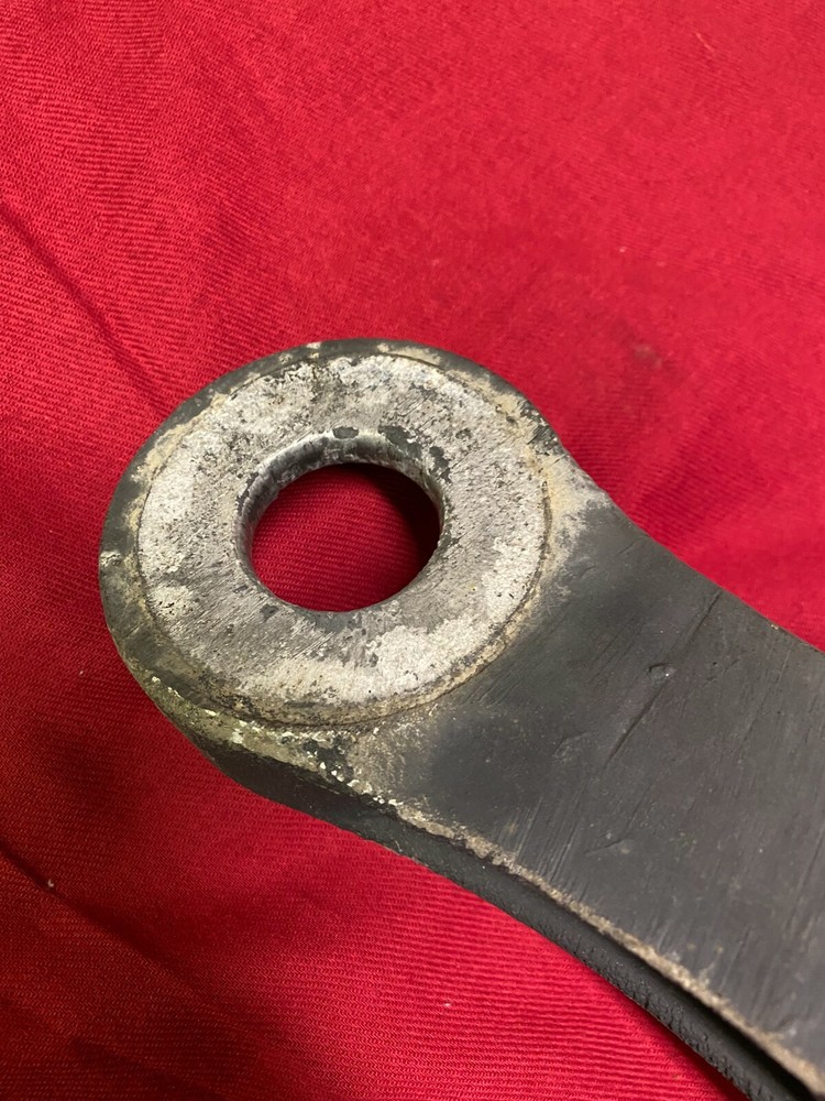 FREIGHTLINER 04-17465 EXHAUST SUPPORT BRACKET